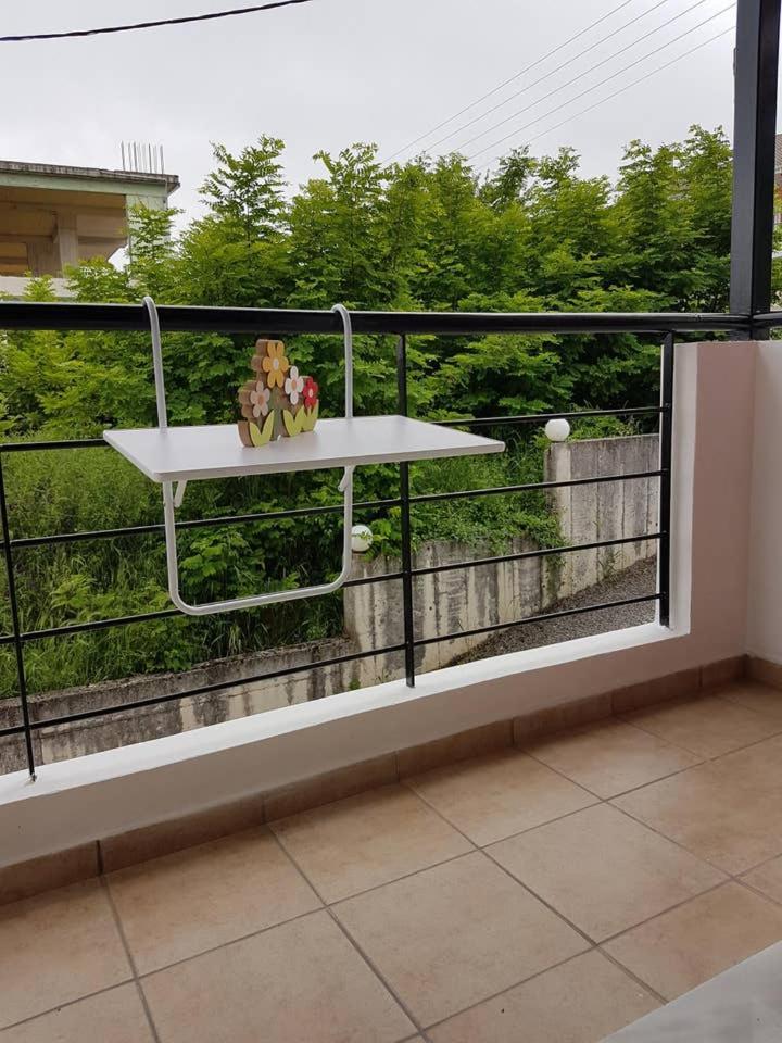 Queen Super Beauty Apartment Ioannina Exterior foto